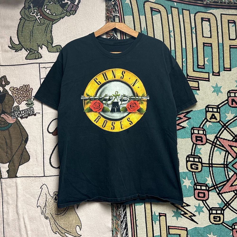 2004 Guns N' Roses Band Shirt‎